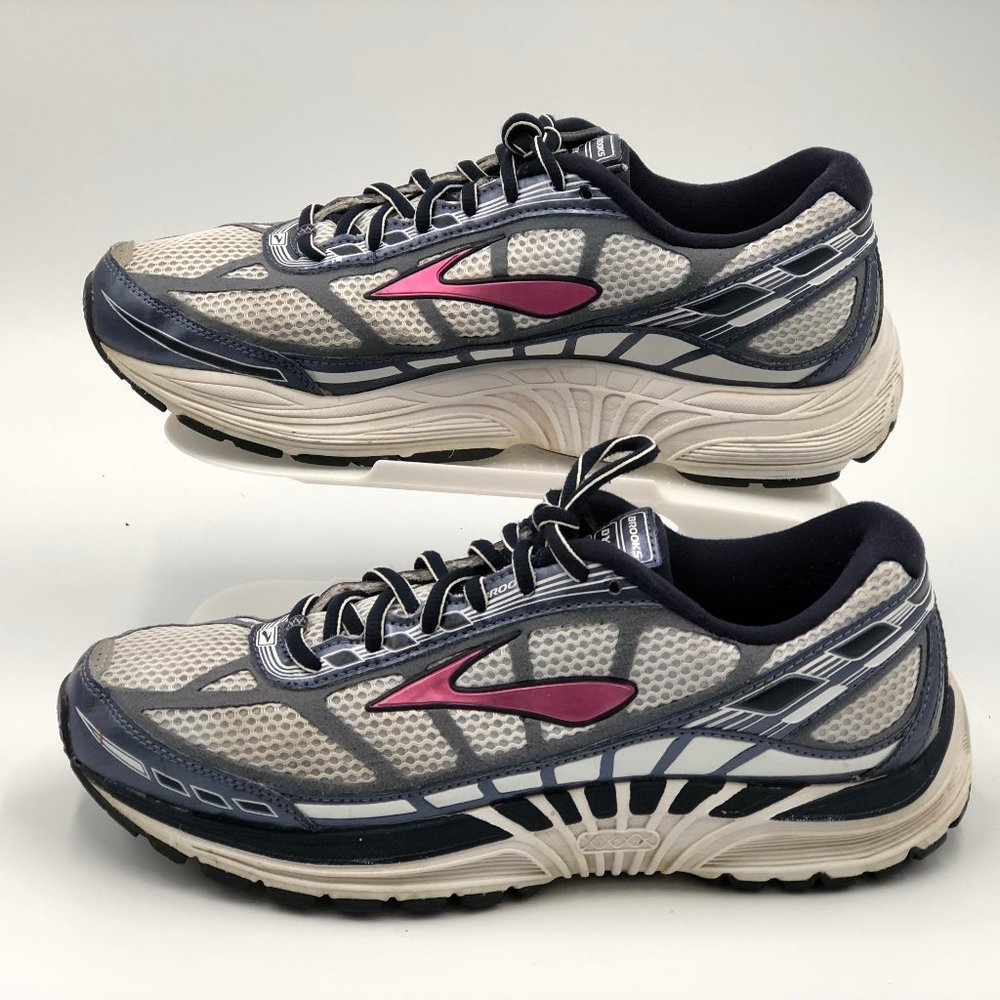 Brooks Dyad 8 Womens Athletic Shoes Size 10.5
